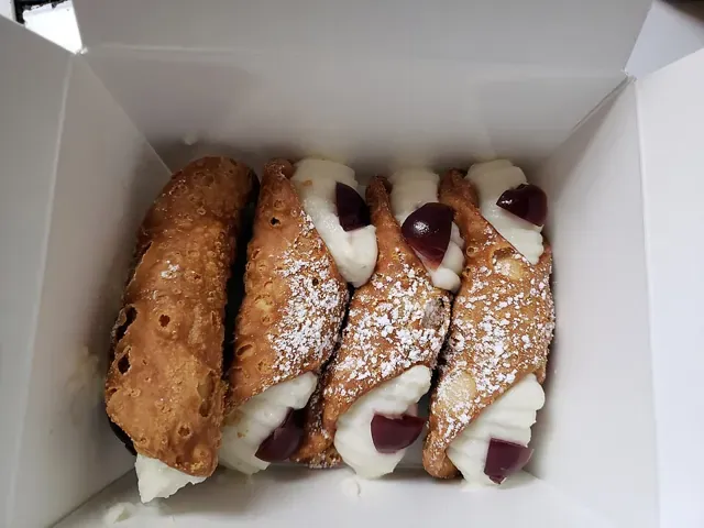 Cannoli