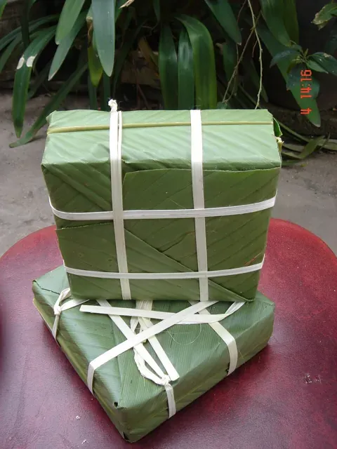 Sticky rice cake in leaves