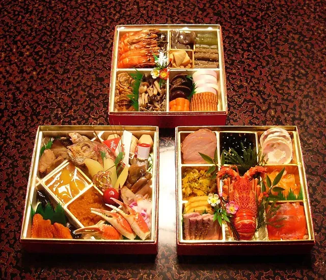 Osechi, mochi and toshikoshi soba
